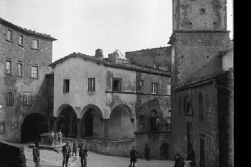 e Palazzo Pretorio - Montecatini V.C., primi del '900